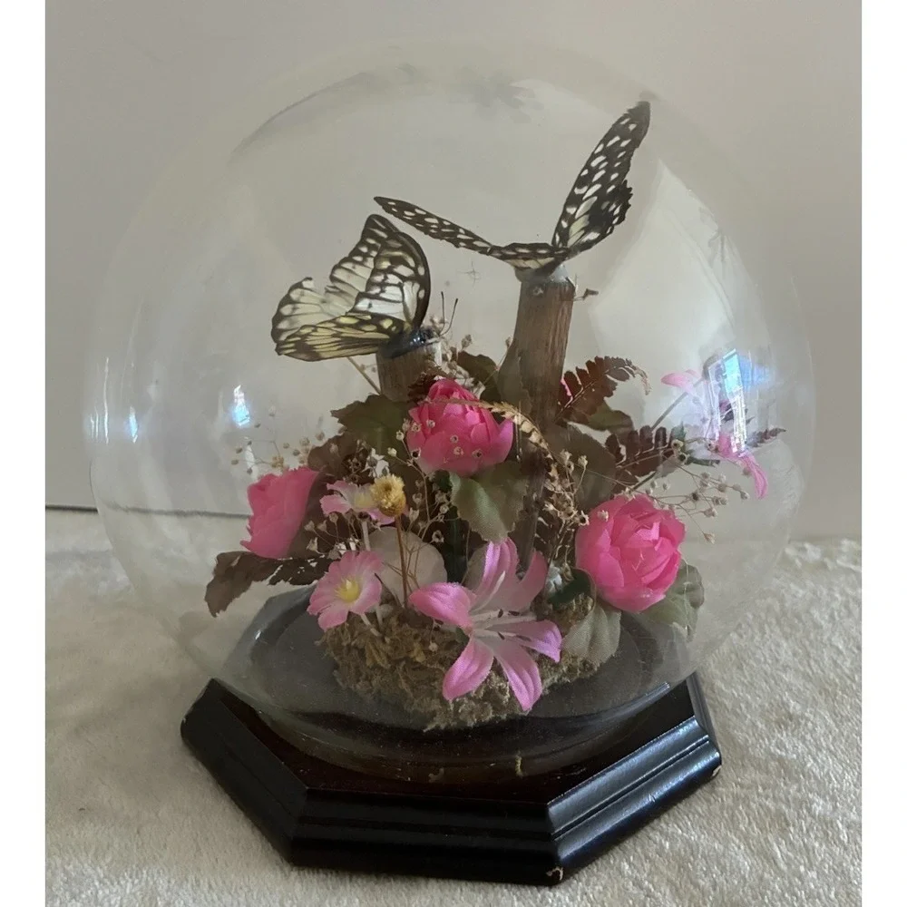 Vintage Butterfly Taxidermy Dried And Faux Pink Flowers In Glass Dome‎ Decor
